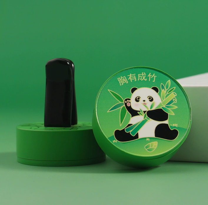 熊猫车载香薰礼盒